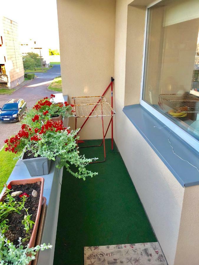 Wind Rose Apartment Kuressaare Bagian luar foto