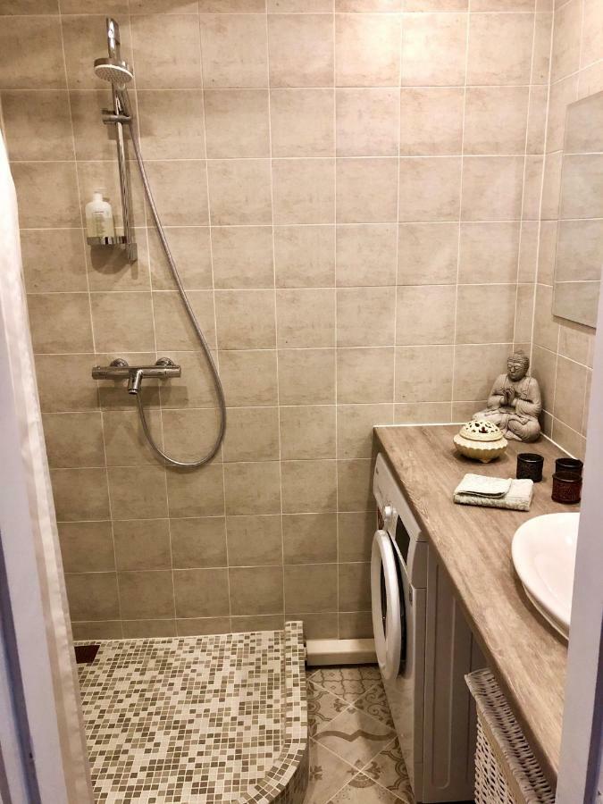 Wind Rose Apartment Kuressaare Bagian luar foto